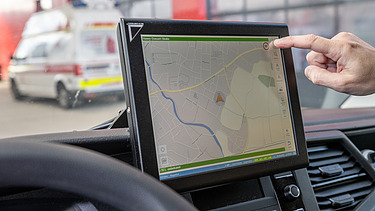 Bild eines Touchscreens auf einem Amaturenbrett