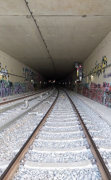 Blick in den Tunnelneubau in Richtung Hauptbahnhof Berlin Interimsbahnhof