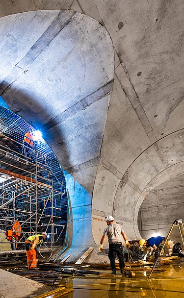 Das Bild zeigt die Untertage-Baustelle beim Bau der U2