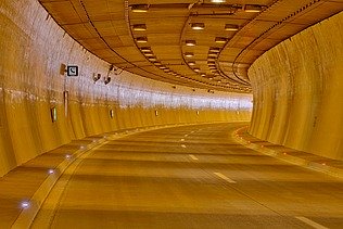 Curve in the tunnel